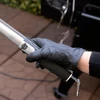 Kép 2/3 - Pit Boss 50 db nitril gumikesztyű 2 db pamutkesztyűvel