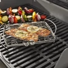 Kép 2/2 - Weber hal és zöldség grillező kosár, rozsdamentes acél, kicsi,  Q™ 1000 és nagyobb, illetve 37 cm-es és nagyobb faszenes grillekhez