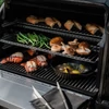 Kép 6/7 - Masterbuilt Gravity Series XT faszenes grillsütő és füstölő