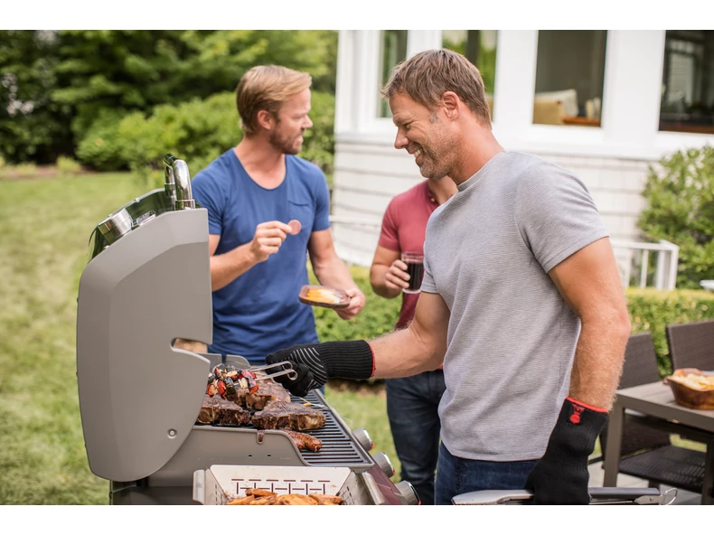 Kinek előnyösebb a gázgrill, mint a faszenes grill? 