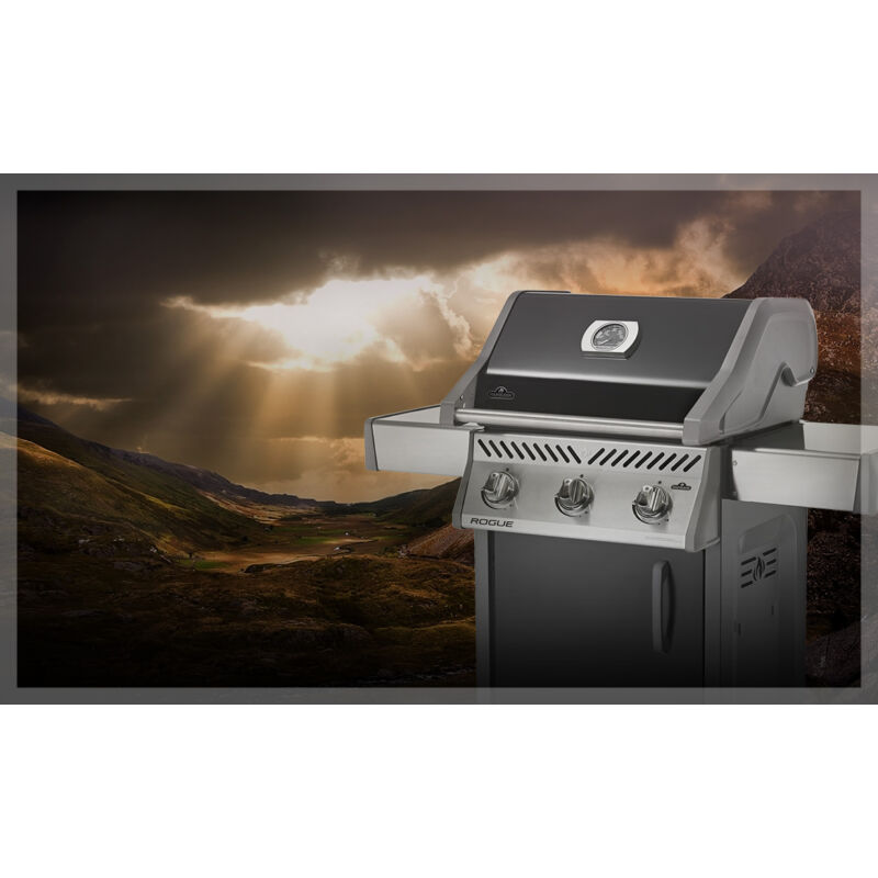 Napoleon Rogue R 425 gázgrill fekete