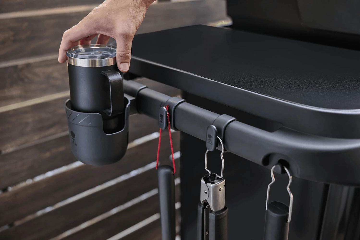 Weber Works® felpattintható pohártartó