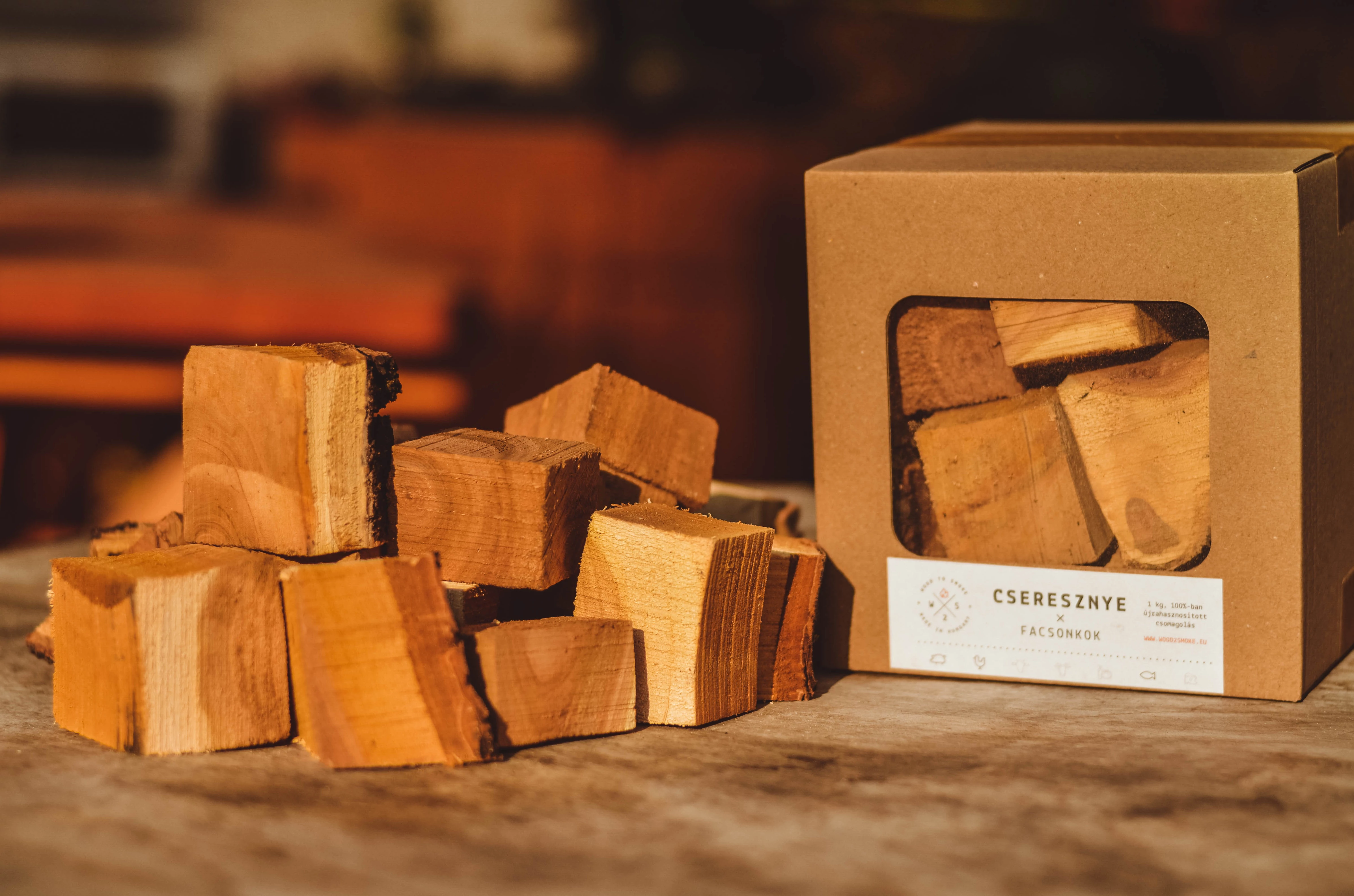Wood2Smoke füstölőfa csonk, cseresznye, 1 kg