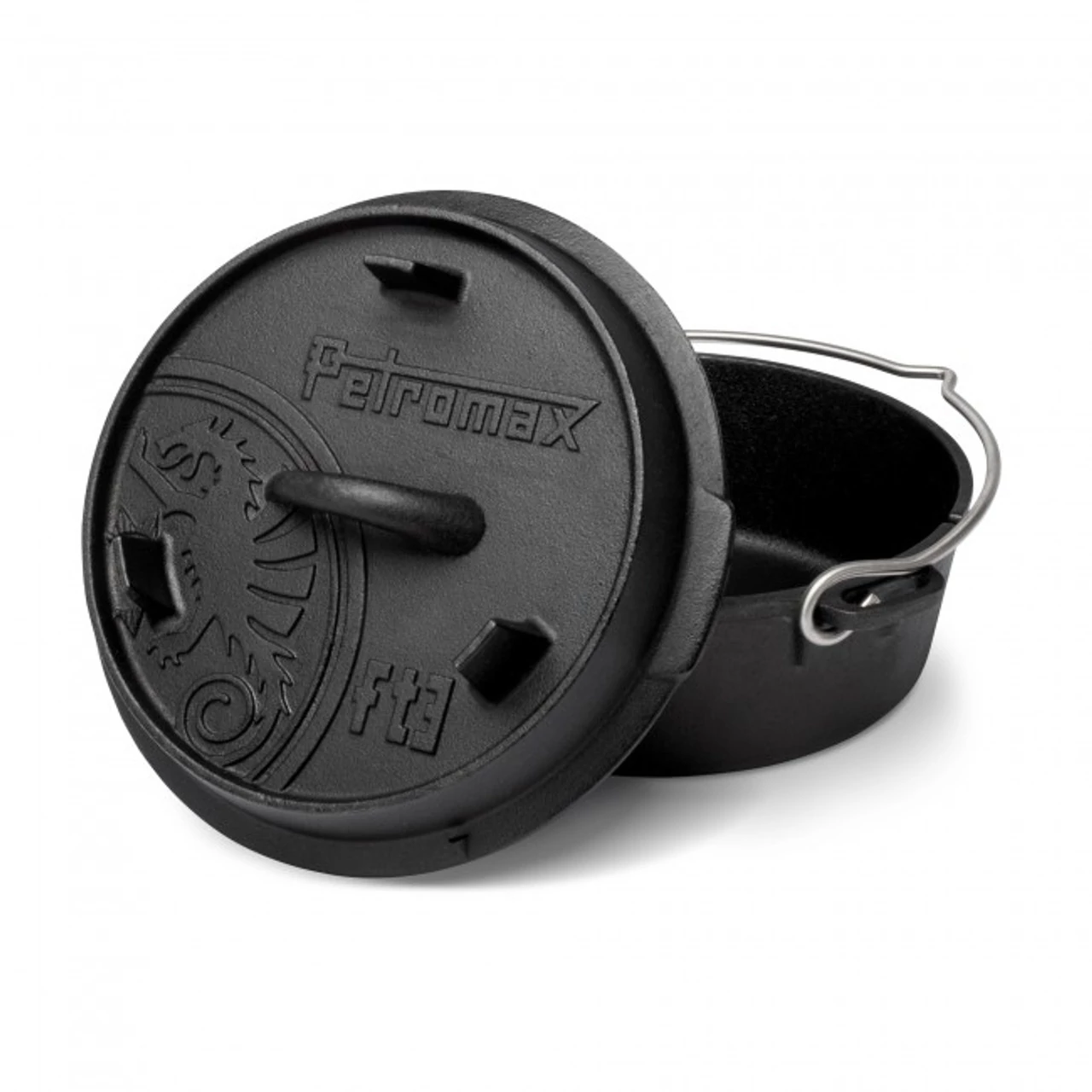 Petromax Dutch Oven 1,6 liter, lapos fenékkel 8,6